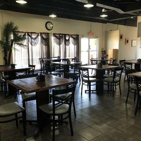 Days Hotel By Wyndham Peoria Glendale Area Екстериор снимка